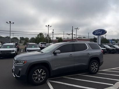 Used 2022 GMC Acadia SLE w/ Driver Convenience Package