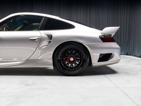 Used 2003 Porsche 911 Turbo AWD/4WD image 39