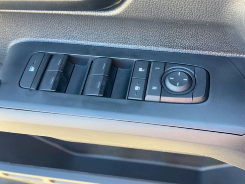 New 2025 Toyota Tacoma SR5 image 30