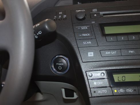 Used 2010 Toyota Prius FWD image 15