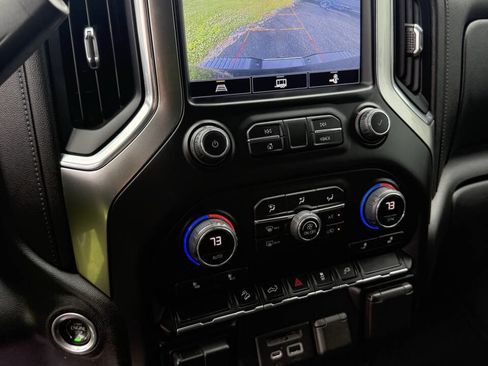 Used 2022 Chevrolet Silverado 2500 LTZ AWD/4WD image 17