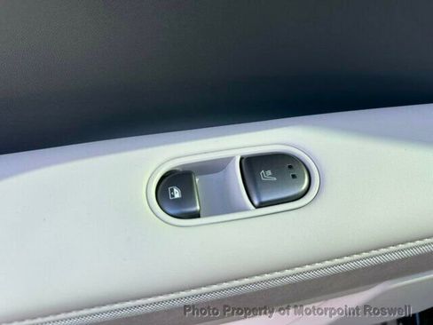 Used 2025 Hyundai Ioniq 5 Limited image 26