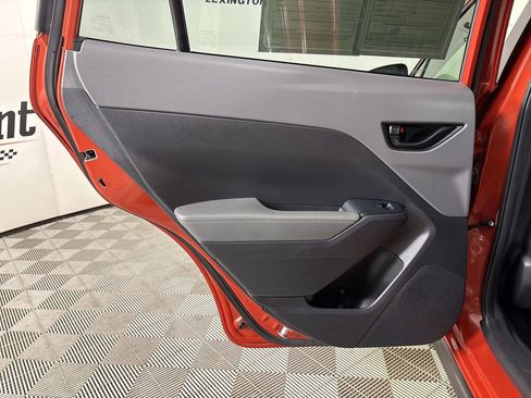 Used 2024 Subaru Crosstrek 2.0i Premium image 21