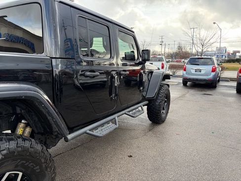 Used 2022 Jeep Gladiator Rubicon w/ LED Lighting Group AWD/4WD image 11