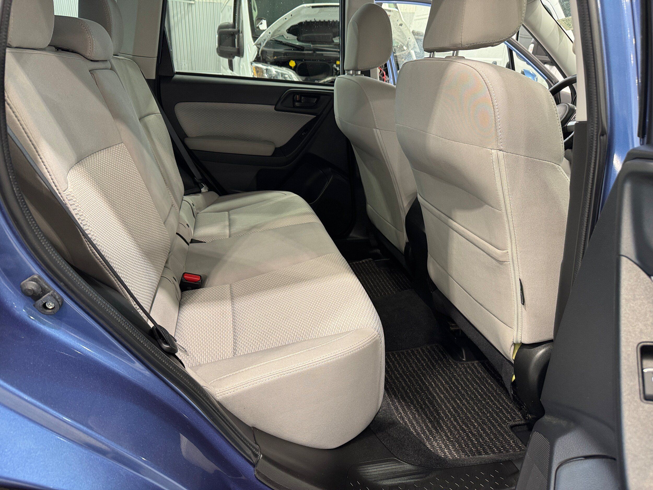 Used 2017 Subaru Forester 2.5i Premium w/ All-Weather Package AWD/4WD image 11