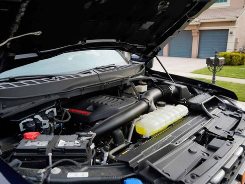 Used 2022 Ford F150 Raptor w/ Convenience Package image 17