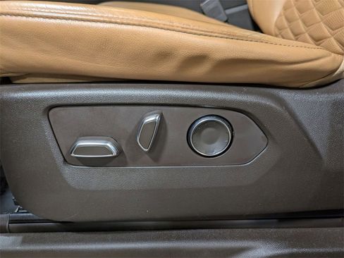 Used 2021 Cadillac Escalade Sport image 13