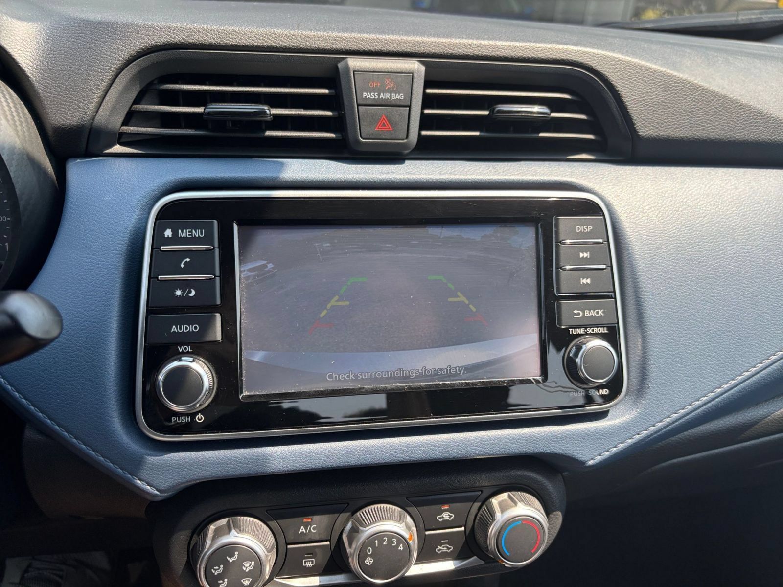 Used 2025 Nissan Versa SV FWD image 16