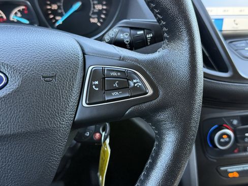 Used 2018 Ford Escape SEL image 24