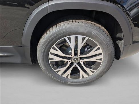 Used 2025 Mercedes-Benz GLB 250 GLB 250 image 9