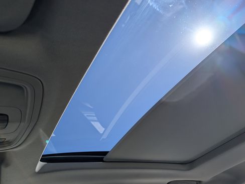 Used 2016 Cadillac XTS Premium image 27