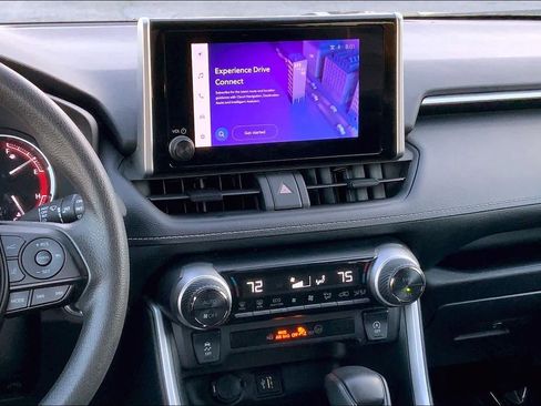 Used 2024 Toyota RAV4 XLE image 6