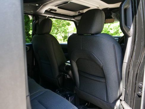 Used 2024 Jeep Wrangler Unlimited Sport w/ Convenience Group AWD/4WD image 25