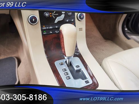 Used 2010 Volvo XC70 T6 image 22