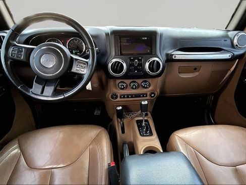 Used 2015 Jeep Wrangler Unlimited Sahara w/ Mopar Chrome Edition Group AWD/4WD image 14