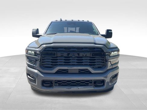 New 2026 RAM 2500 Big Horn AWD/4WD image 9