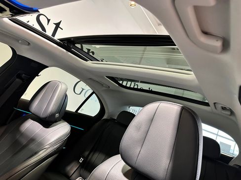 Used 2024 Mercedes-Benz E 350 4MATIC Sedan image 29