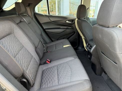 Used 2018 Chevrolet Equinox LT image 20