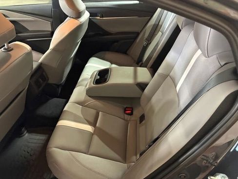 Used 2026 Toyota Camry SE FWD image 23