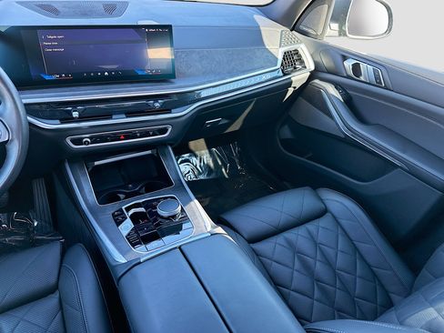 Used 2025 BMW X5 sDrive40i image 24