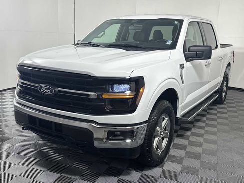 Used 2025 Ford F150 XLT w/ Equipment Group 301A Standard image 3