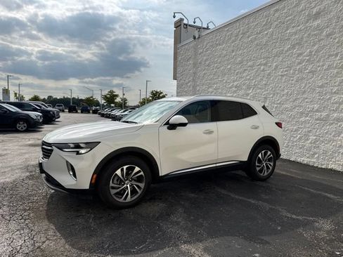 Used 2023 Buick Envision Essence FWD image 3