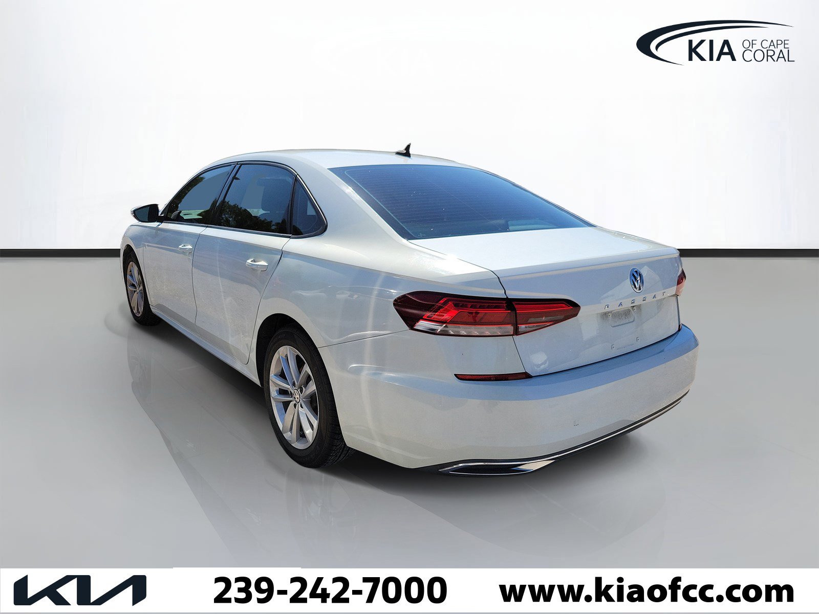 Used 2020 Volkswagen Passat 2.0T S FWD image 4