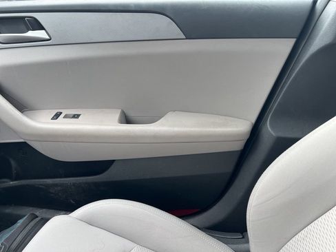 Used 2019 Hyundai Sonata SE FWD image 10