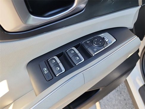 New 2026 Kia Sorento S image 12