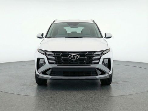 Used 2025 Hyundai Tucson SEL image 2