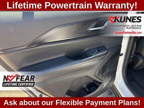 Used 2024 Jeep Grand Cherokee Altitude AWD/4WD image 36