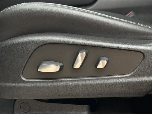 Used 2022 Cadillac XT5 Premium Luxury w/ Technology Package image 28