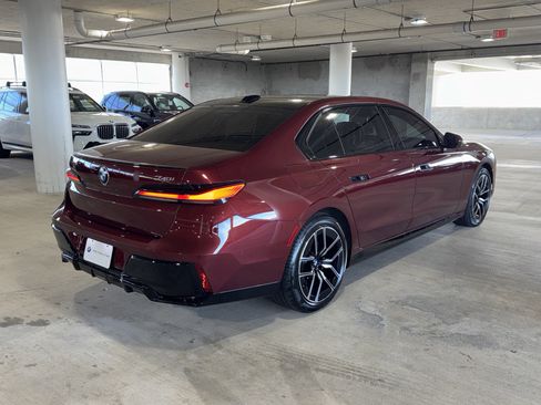 Used 2023 BMW 740i 740i image 8