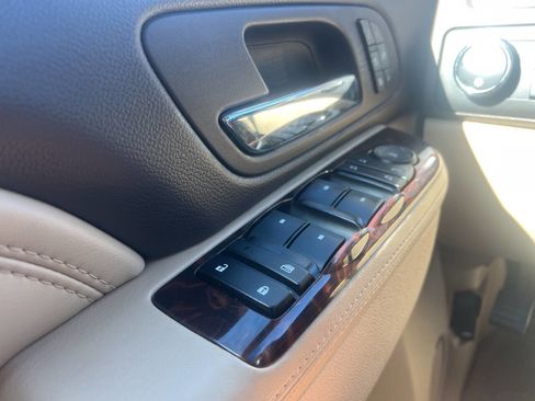 Used 2012 GMC Yukon Denali image 18