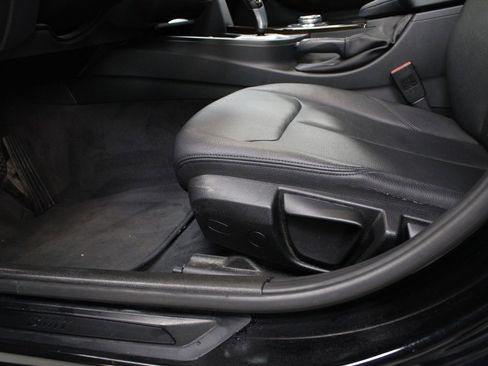 Used 2015 BMW 320i Sedan image 23