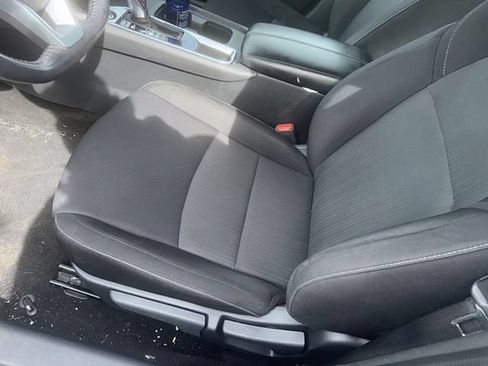Used 2020 Nissan Sentra SV w/ Trunk Package FWD image 8