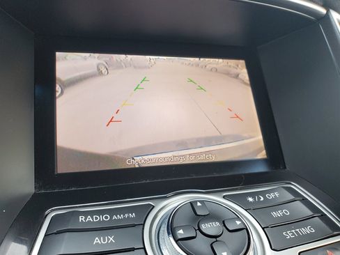 Used 2016 INFINITI QX70 2WD image 21