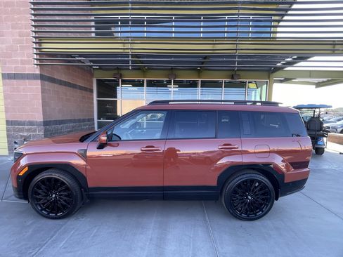 Used 2024 Hyundai Santa Fe Calligraphy image 5