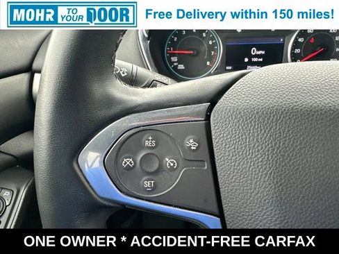 Used 2023 Chevrolet Traverse LT FWD image 32