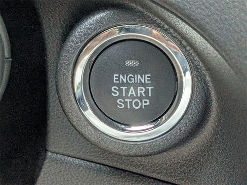 Certified 2025 Subaru Ascent Bronze Edition w/ Onyx Package image 32