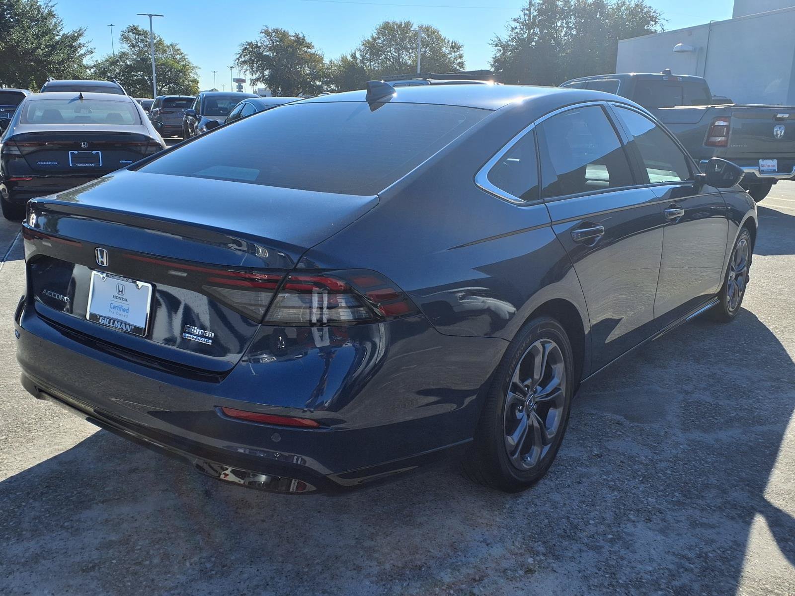Used 2016 Honda Pilot Touring image 25