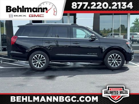 Used 2025 Ford Expedition Platinum AWD/4WD image 1