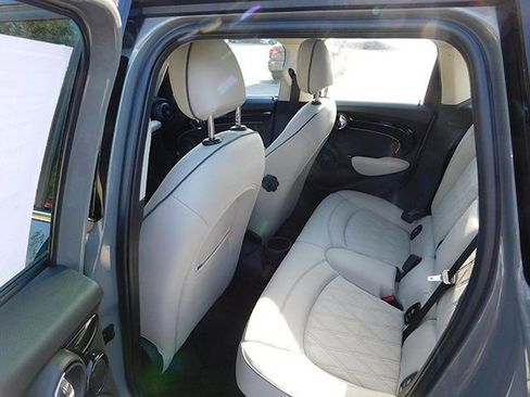 Used 2023 MINI Cooper S image 10