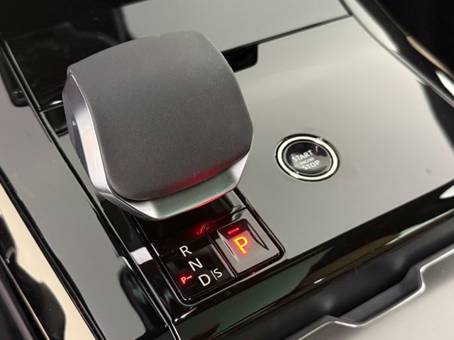 New 2027 Land Rover Range Rover Sport SE AWD/4WD image 28