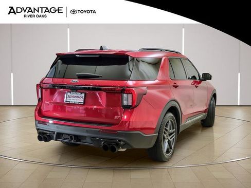 Used 2025 Ford Explorer ST w/ Sun And Sound Package AWD/4WD image 7