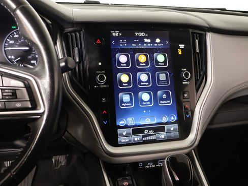 Used 2023 Subaru Outback Premium image 5