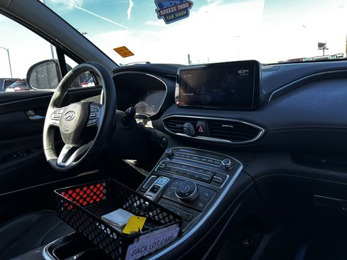 Used 2022 Hyundai Santa Fe SEL Premium w/ Cargo Package image 15