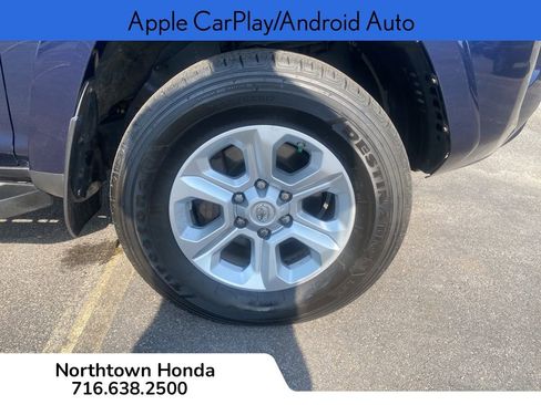Used 2021 Toyota 4Runner SR5 Premium w/ Moonroof Package AWD/4WD image 11