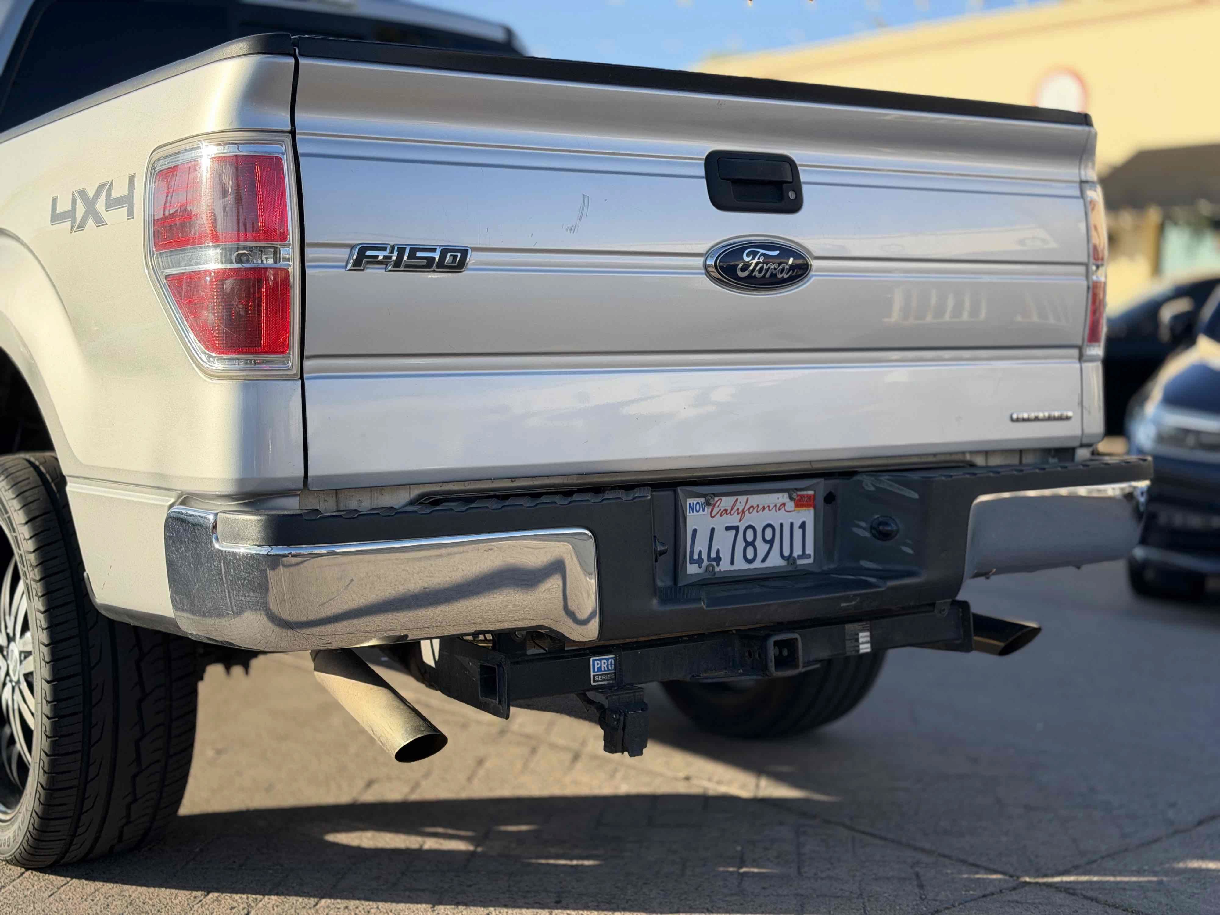 Used 2014 Ford F150 XLT AWD/4WD image 8