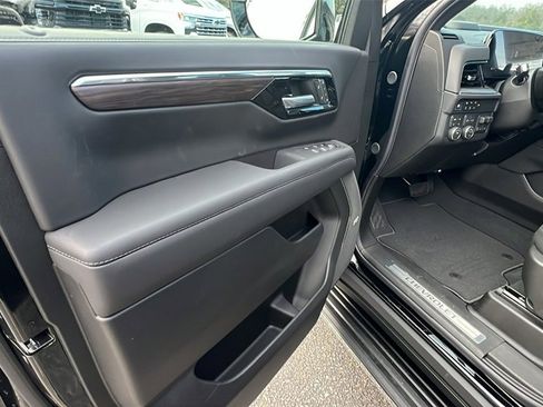 New 2026 Chevrolet Tahoe LT image 11